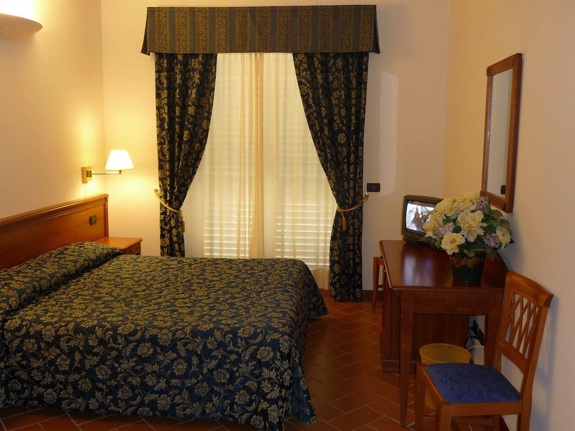 Hotel Villa Dei Bosconi Fiesole Exterior photo